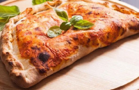 39. Calzone Special